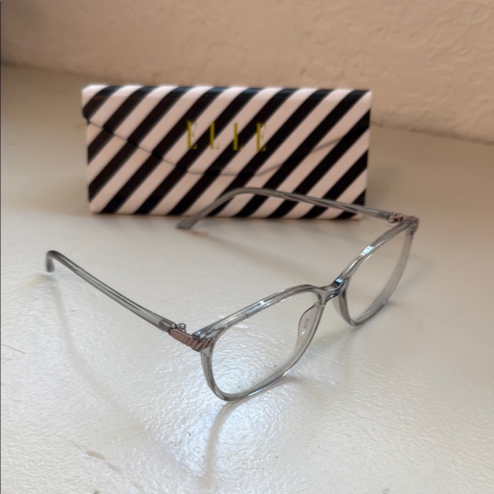 Elle Black and White Striped Glasses Case with Clear Glasses - Picture 2 of 3